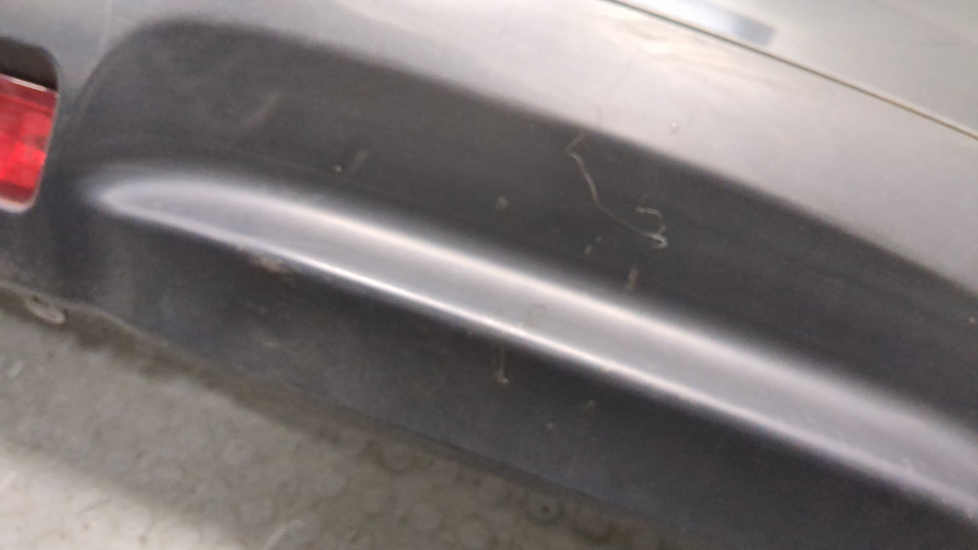 Бампер задний