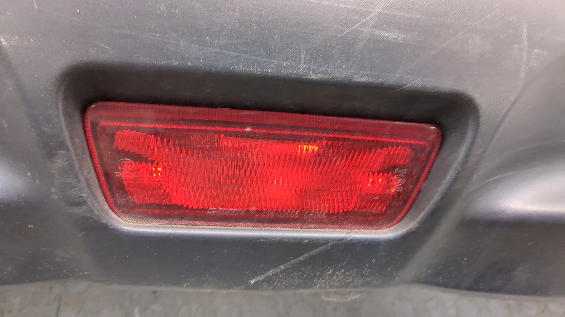 Бампер задний