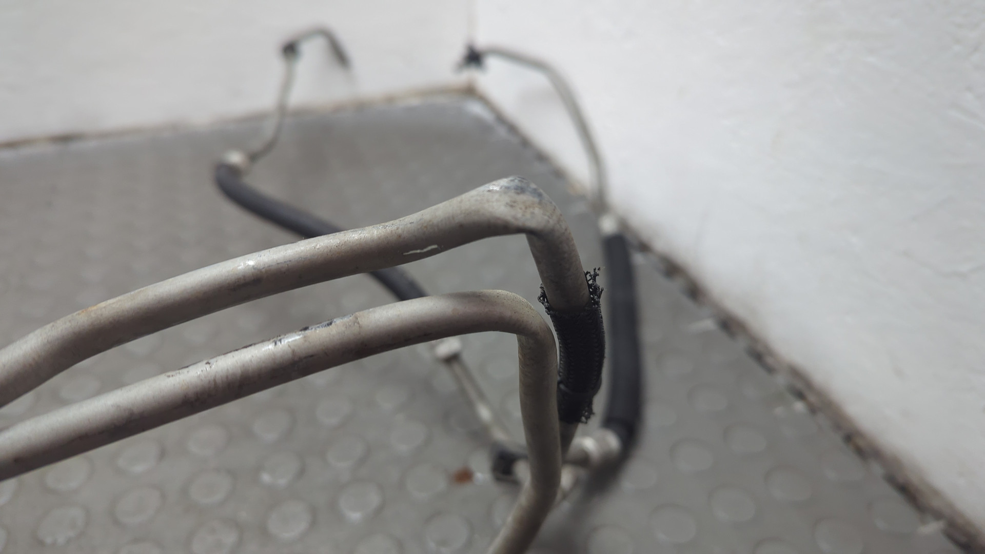 Трубка масляная