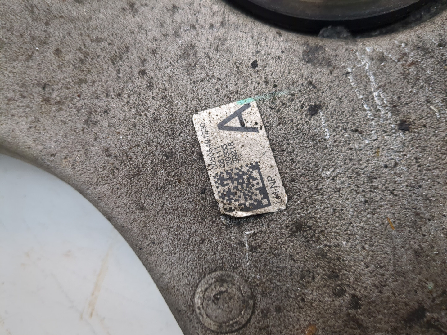 Рычаг задний левый