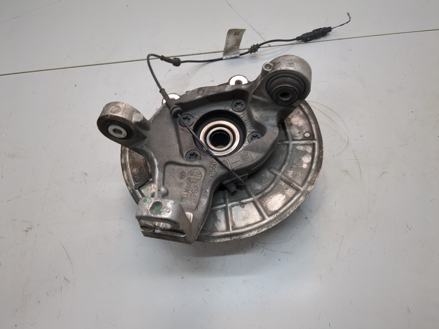 Кулак поворотный задний правый