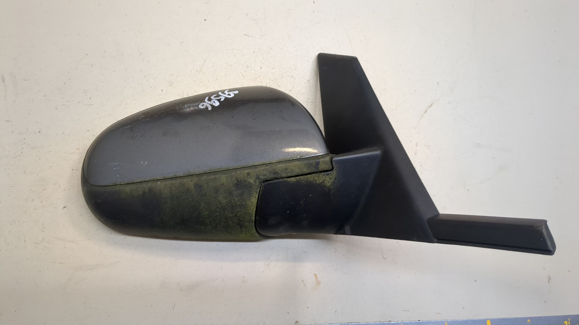 Зеркало правое электрическое