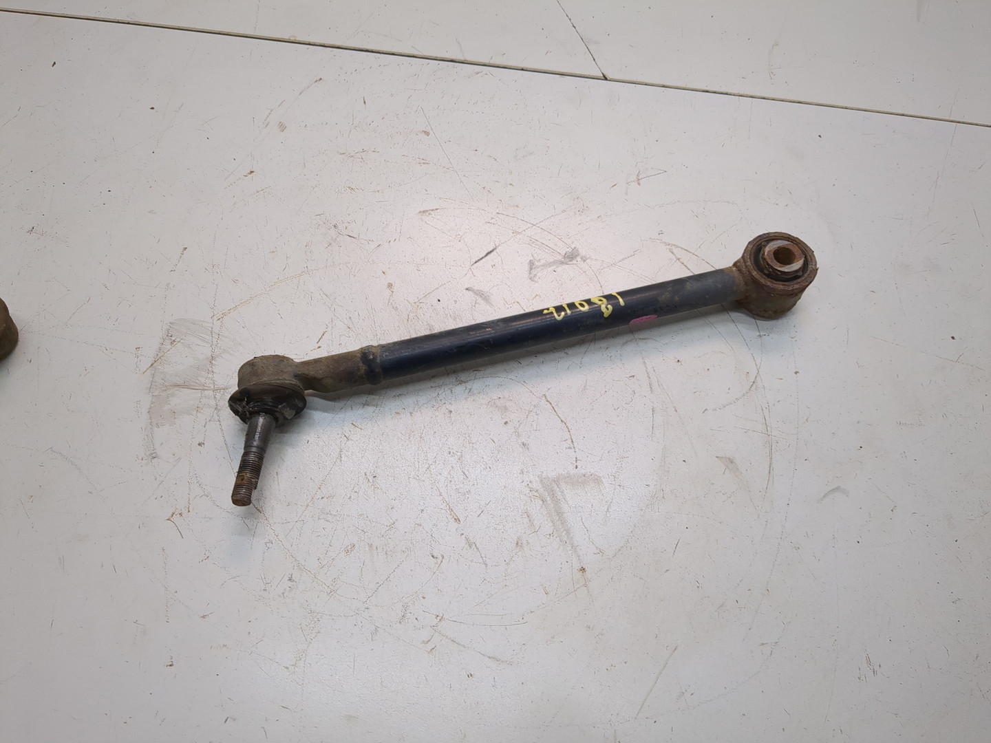 Рычаг задний