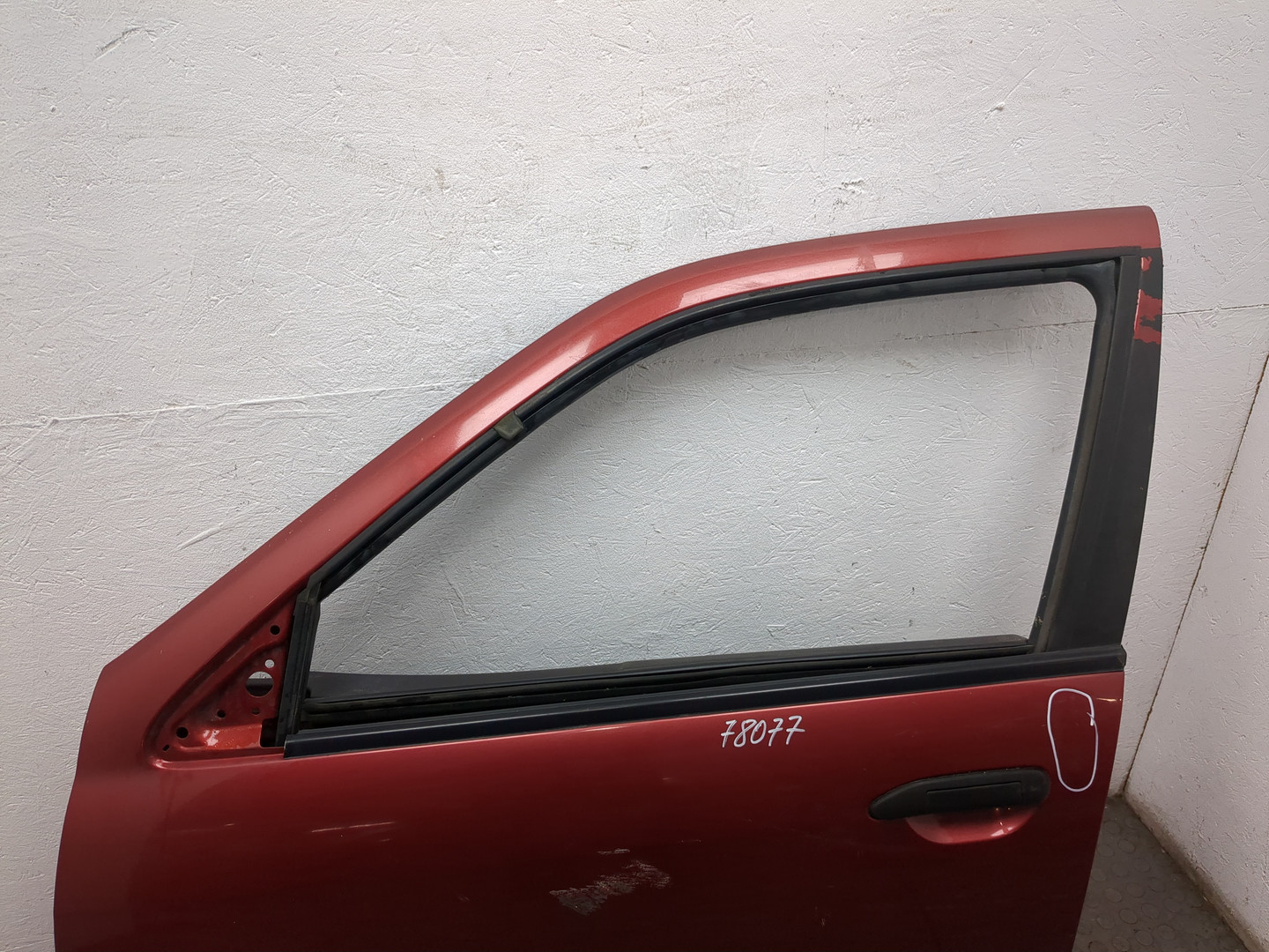 Дверь передняя левая