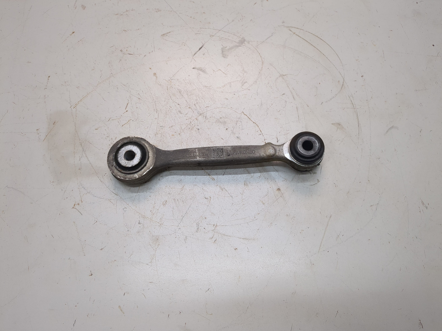 Рычаг задний