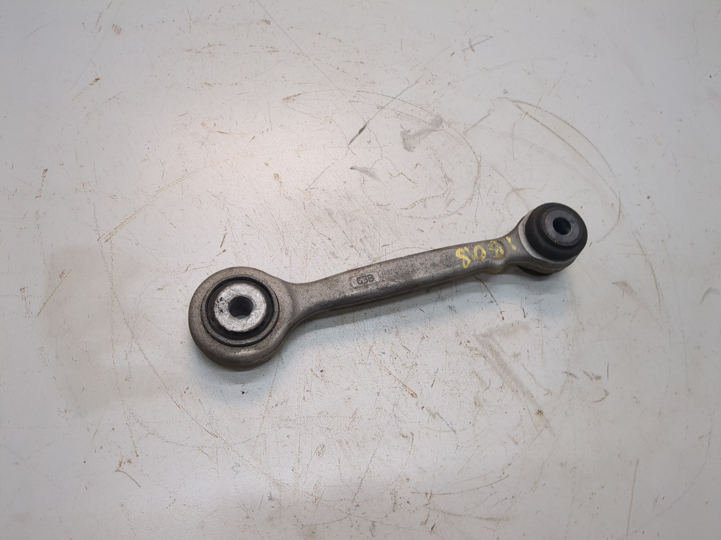 Рычаг задний