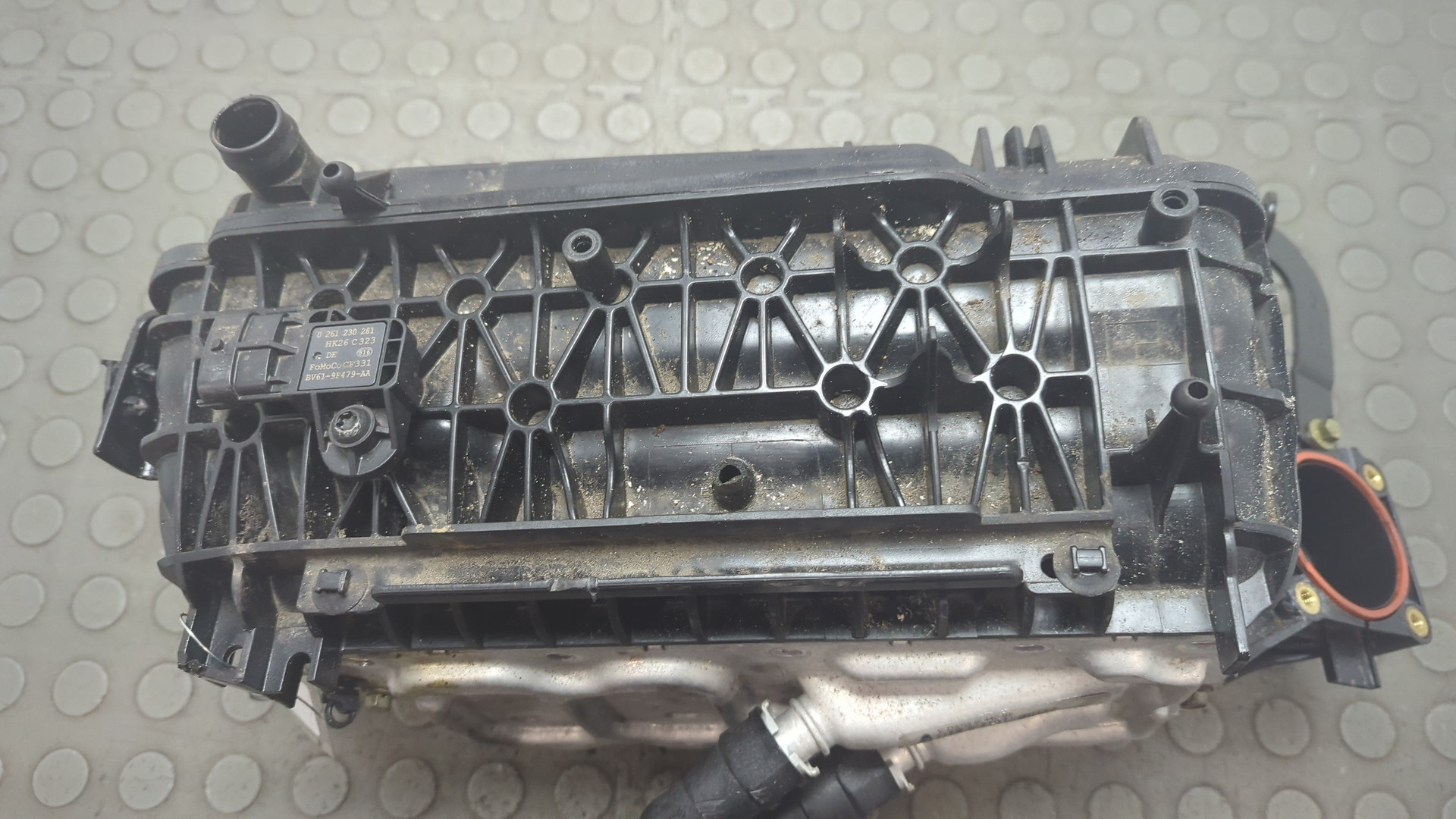 Коллектор впускной