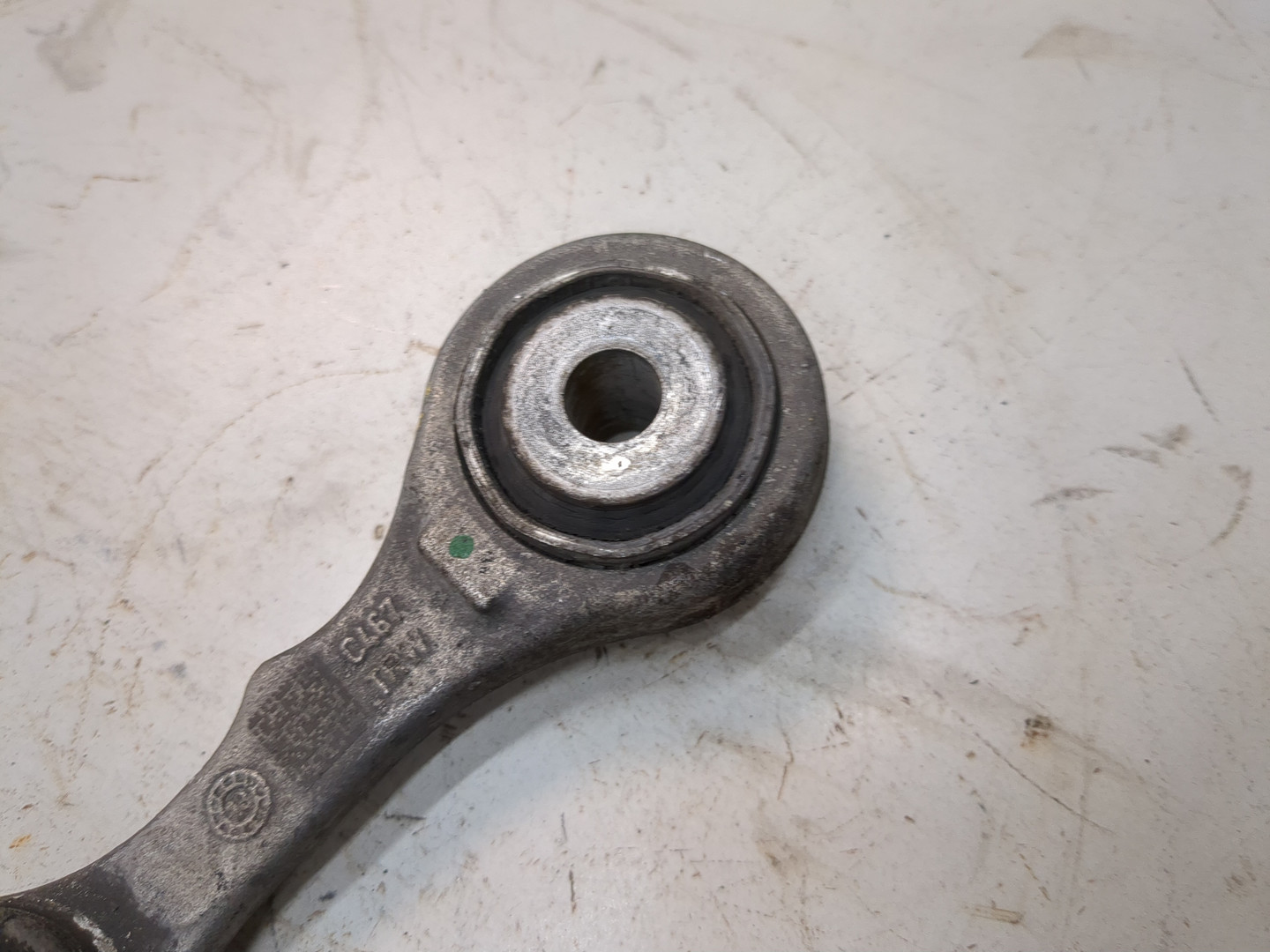 Рычаг задний