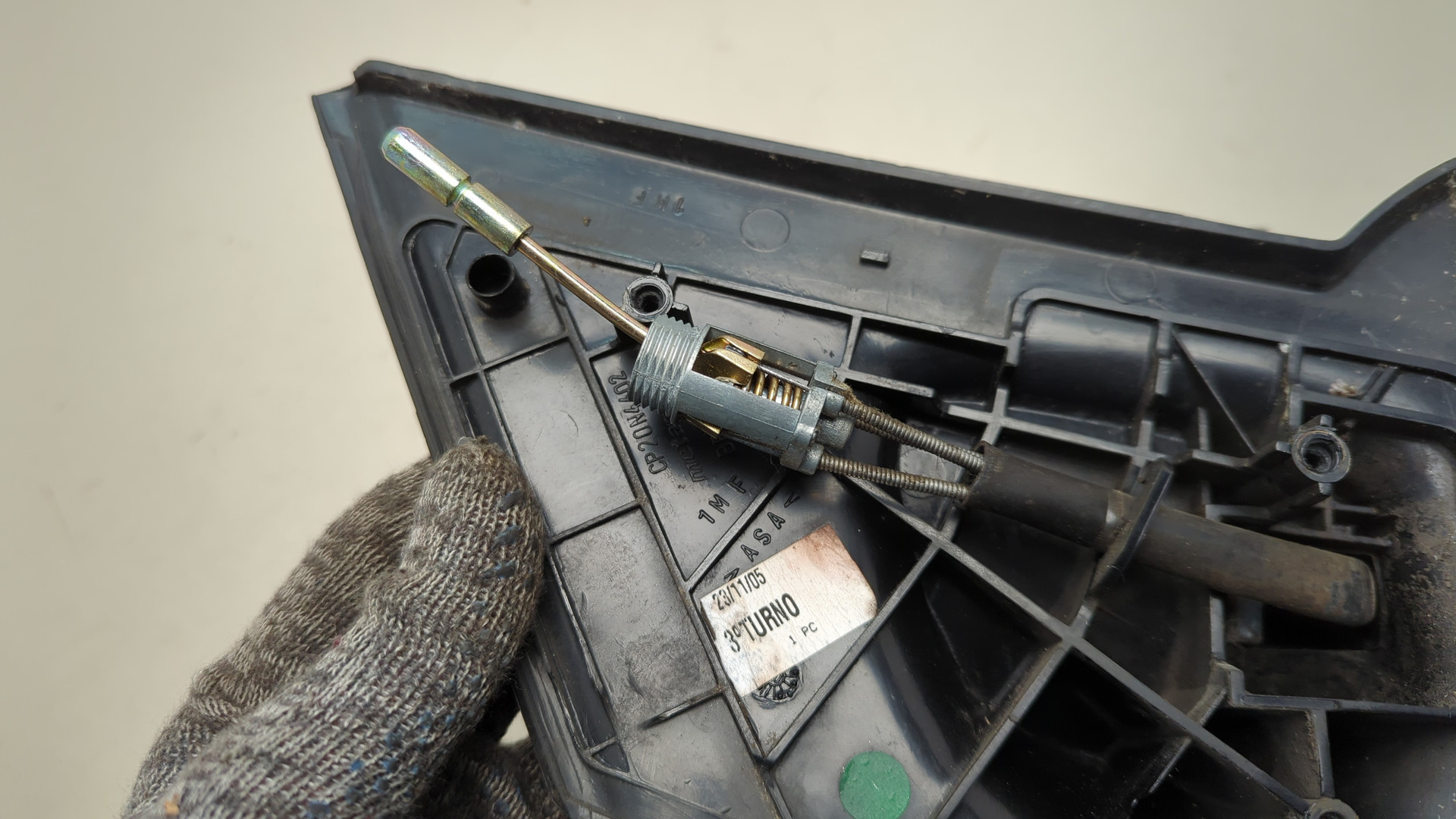 Зеркало правое электрическое