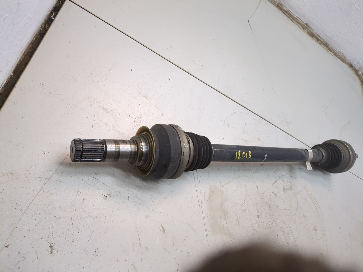 Полуось задняя