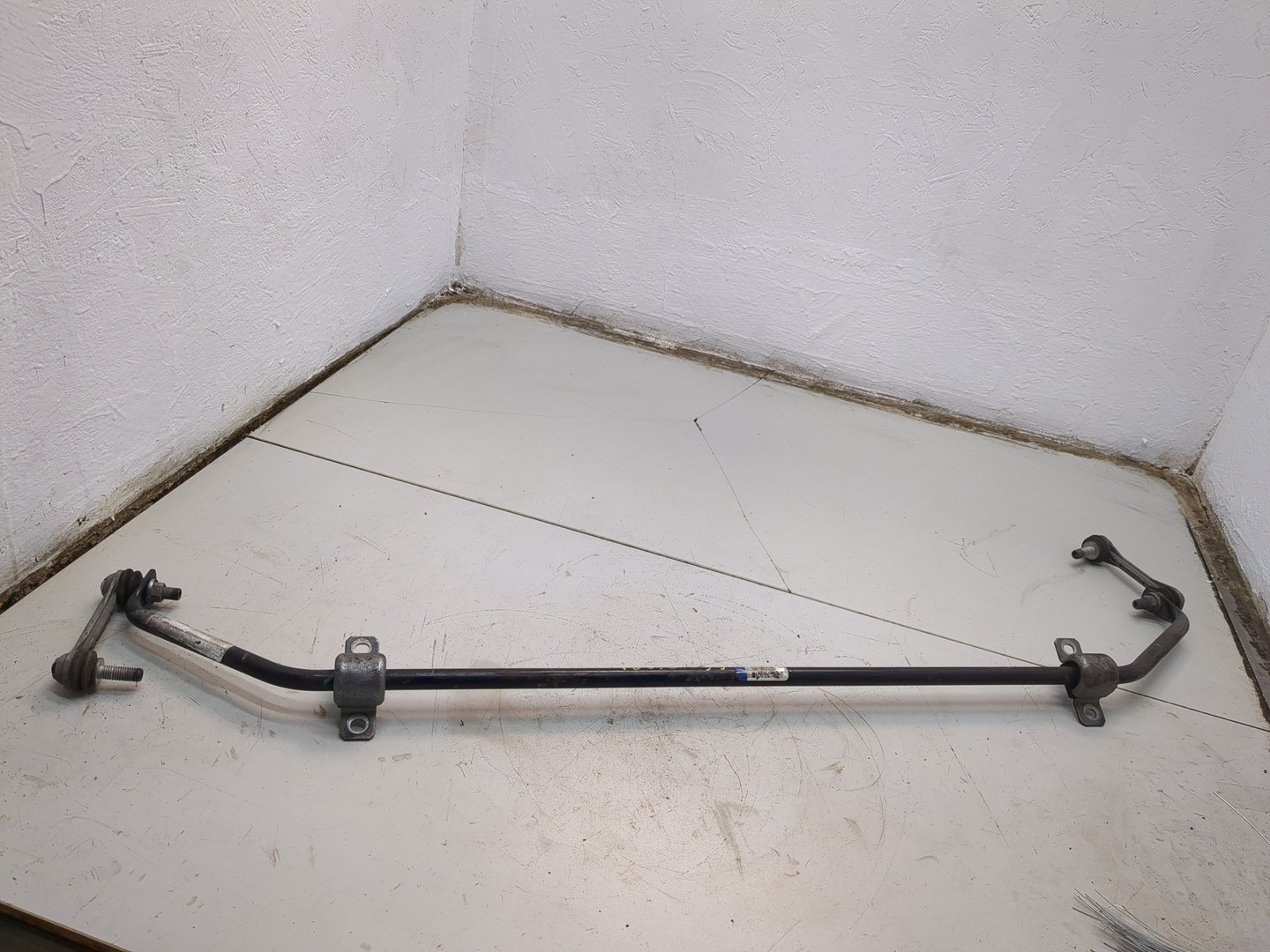 Стабилизатор задний