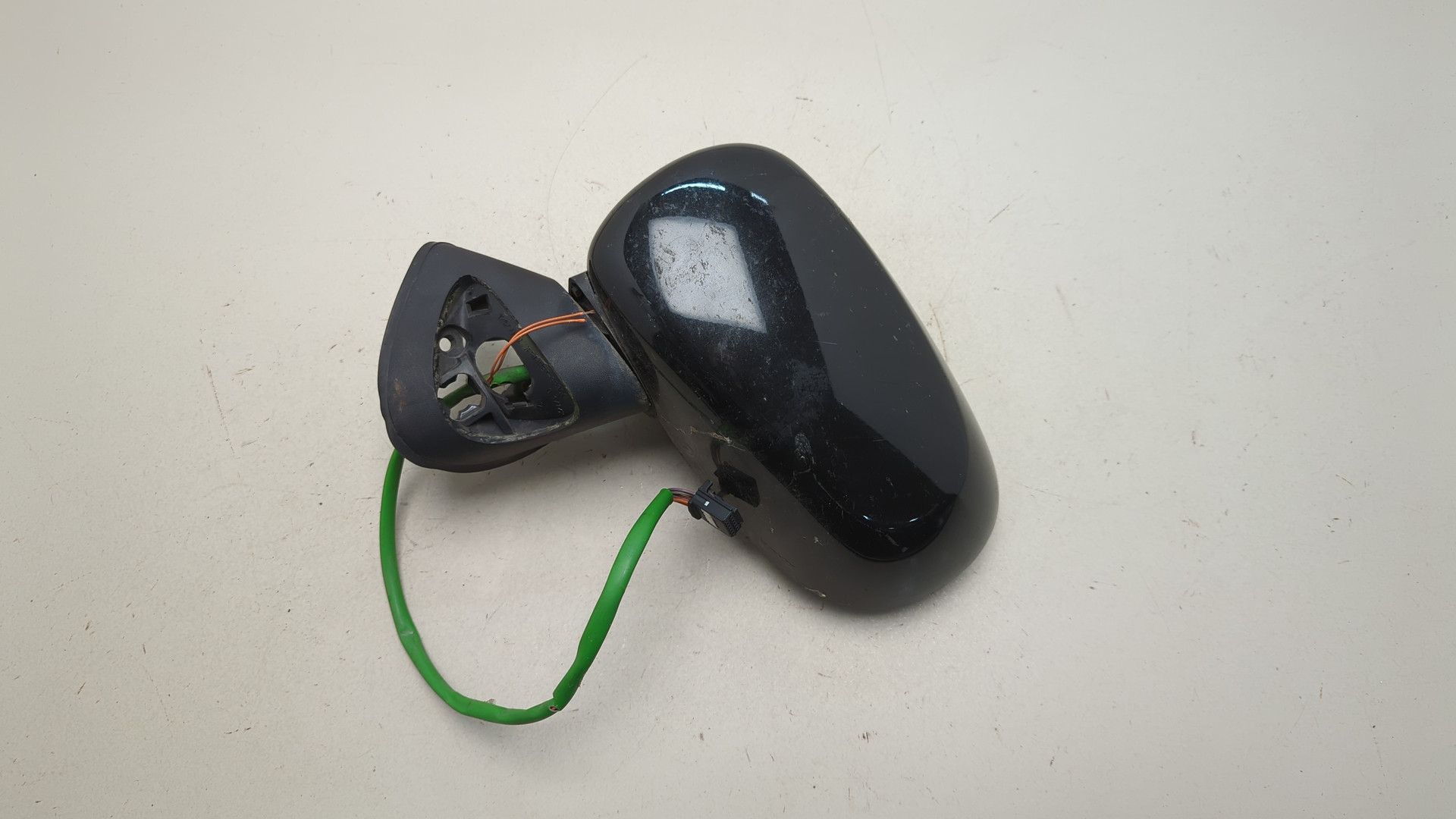 Зеркало левое электрическое