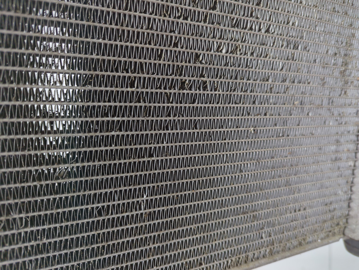 Радиатор охлаждения двигателя основной