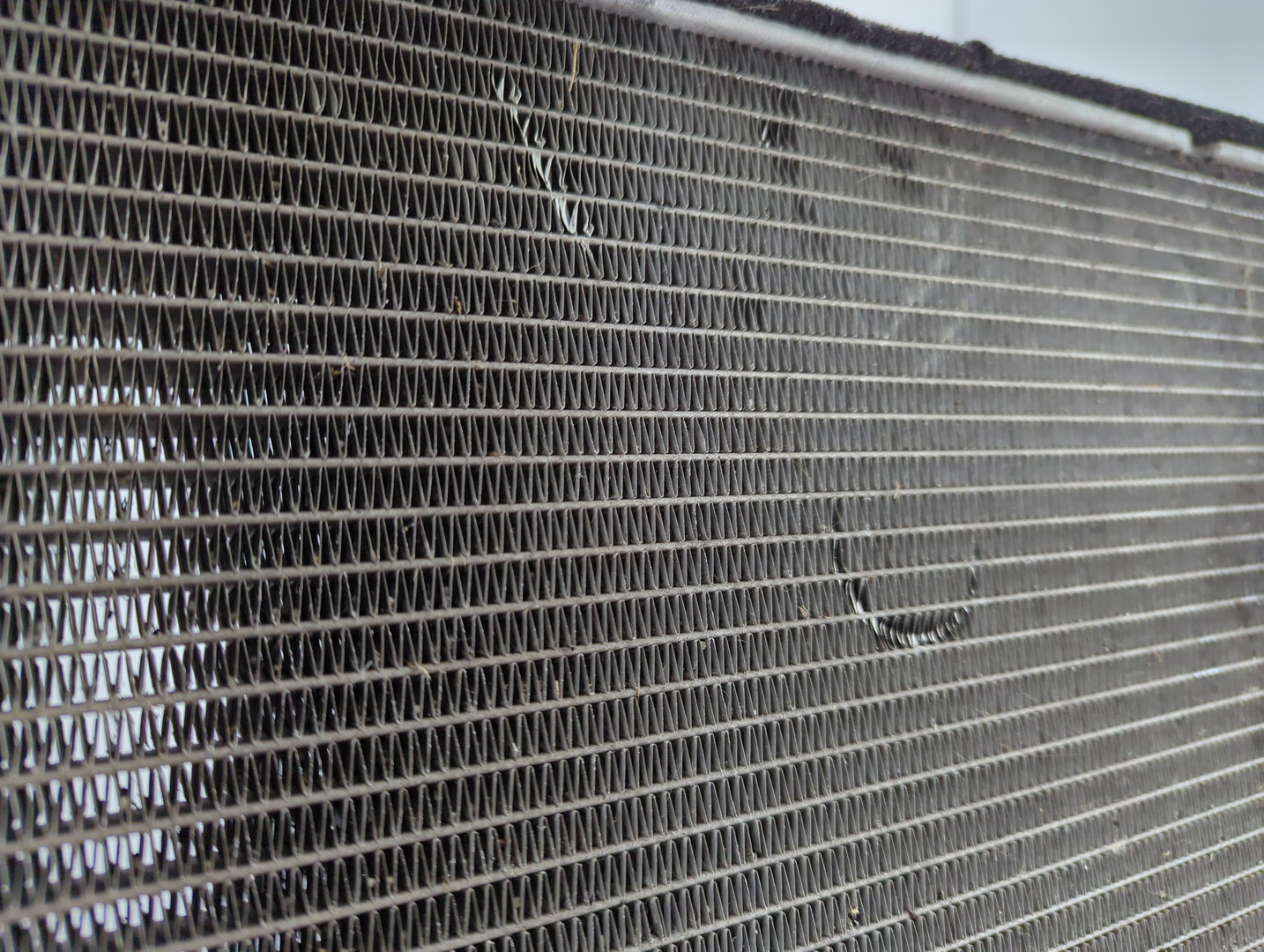 Радиатор охлаждения двигателя основной