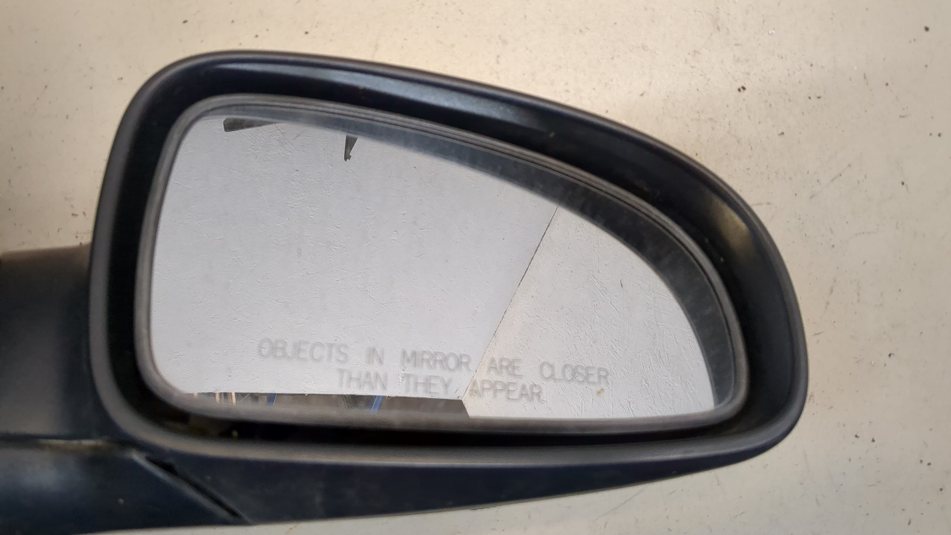 Зеркало правое электрическое