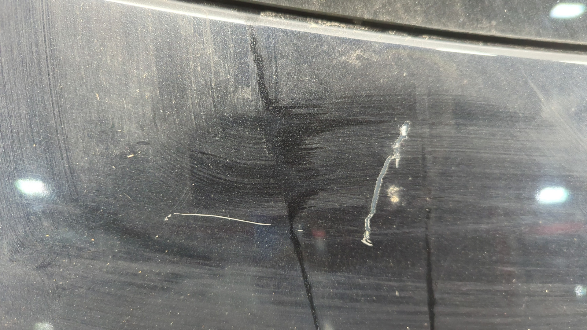 Дверь багажника