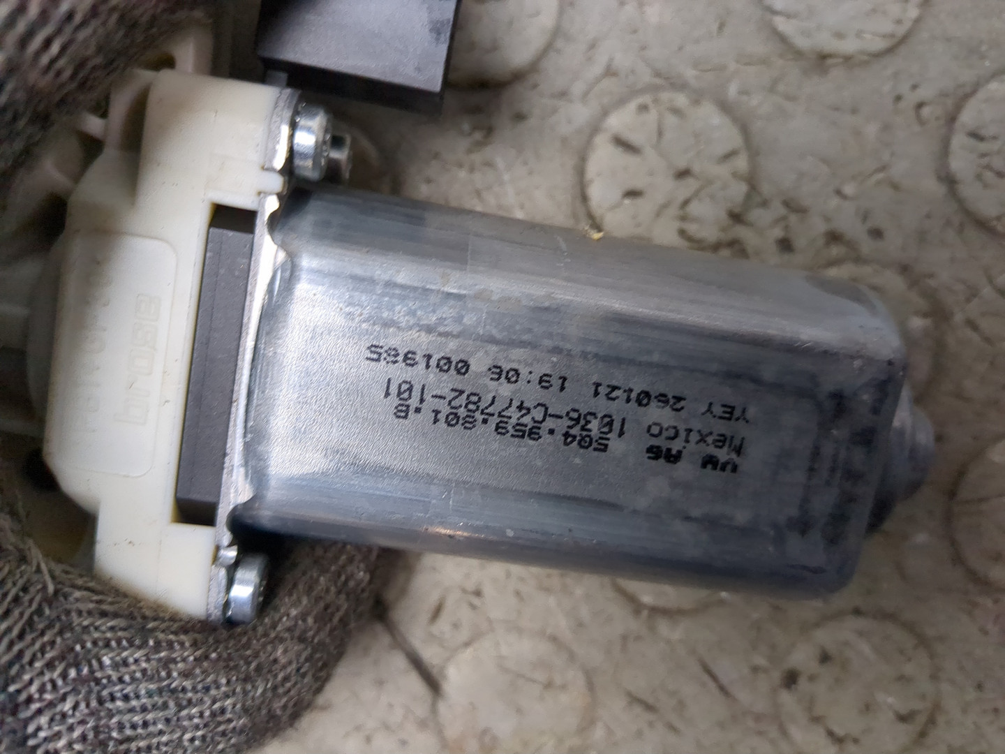 Стеклоподъемник электр. передний левый