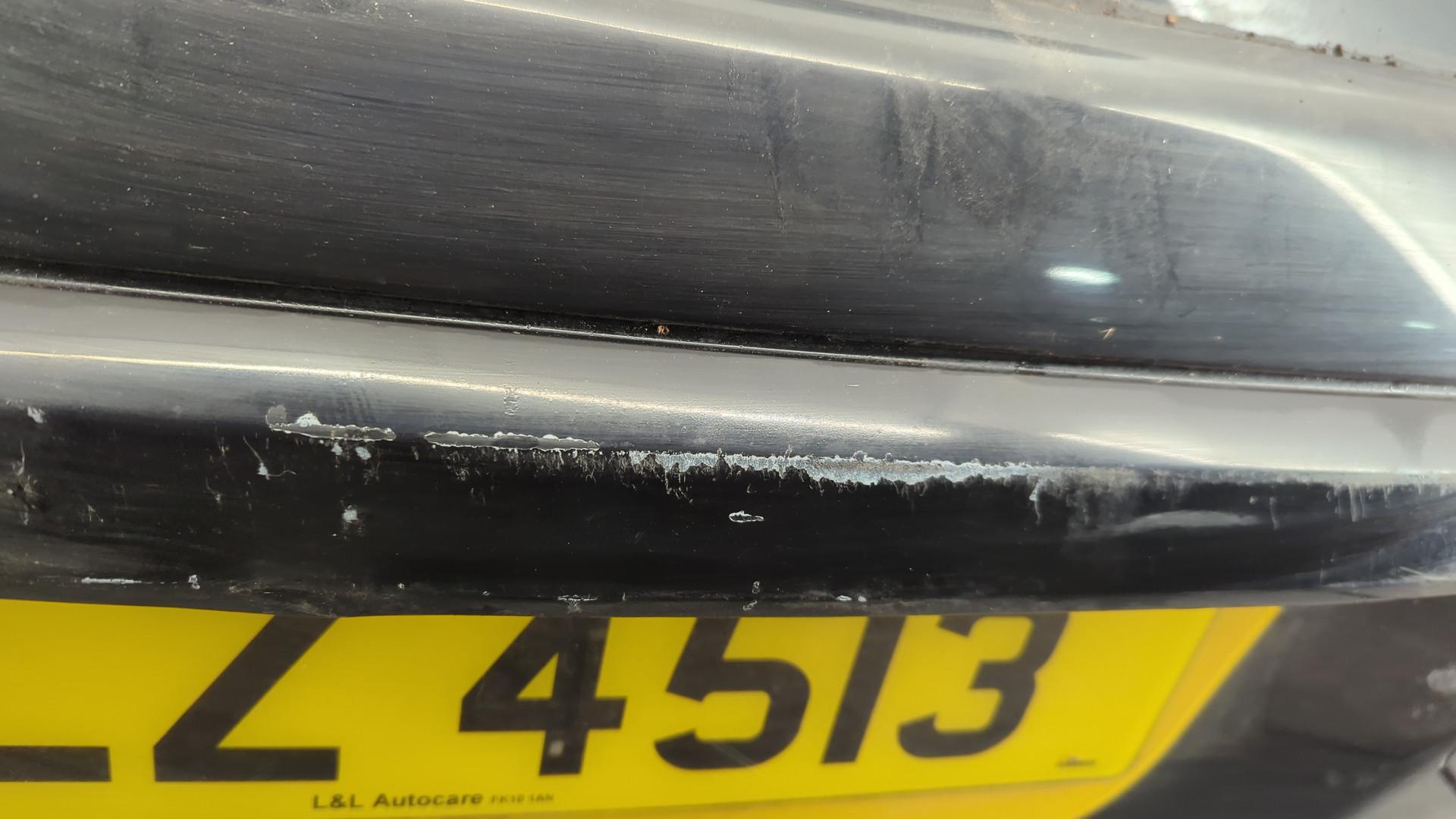 Дверь багажника