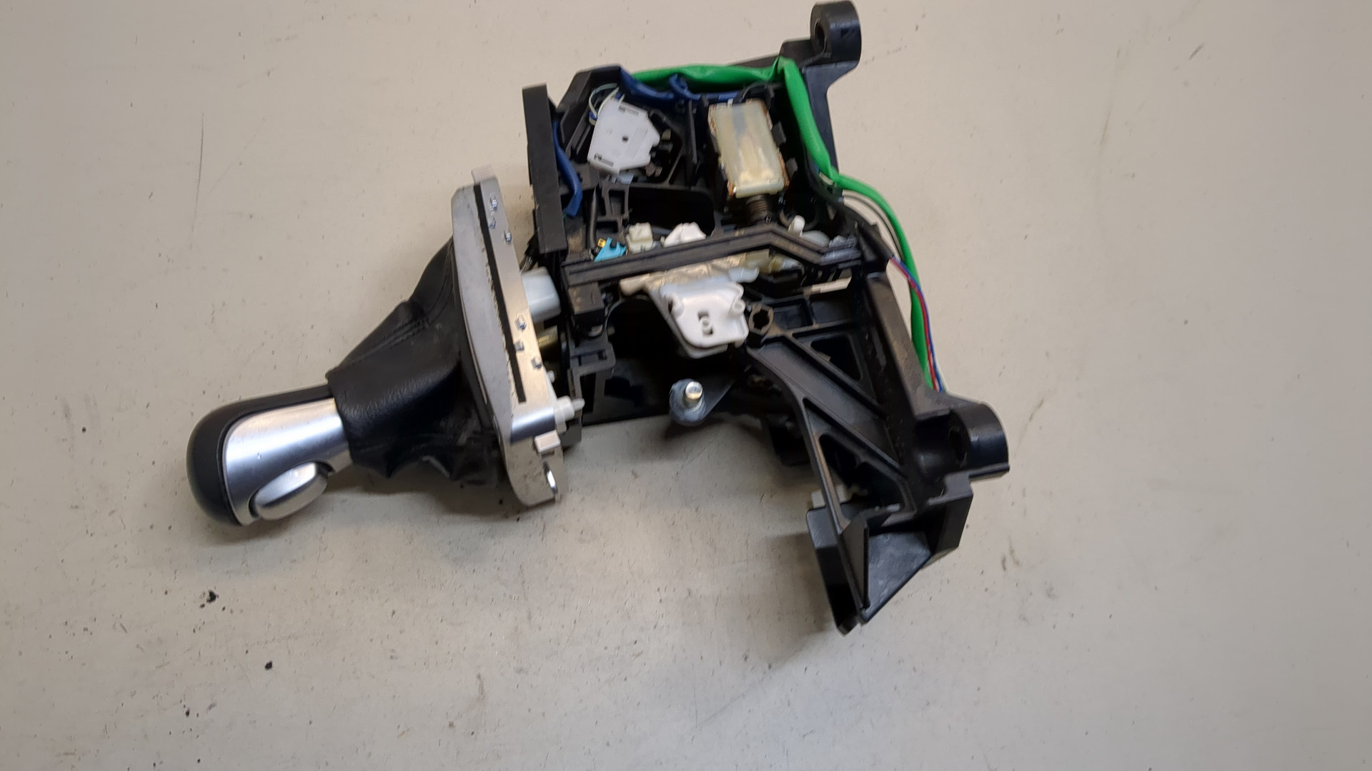 Кулиса МКПП / АКПП