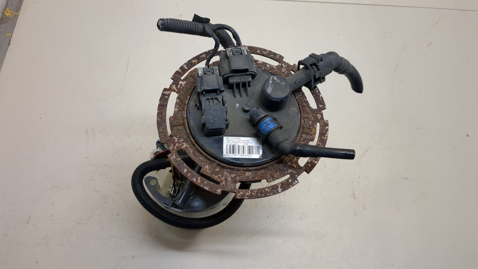 Насос топливный электрический