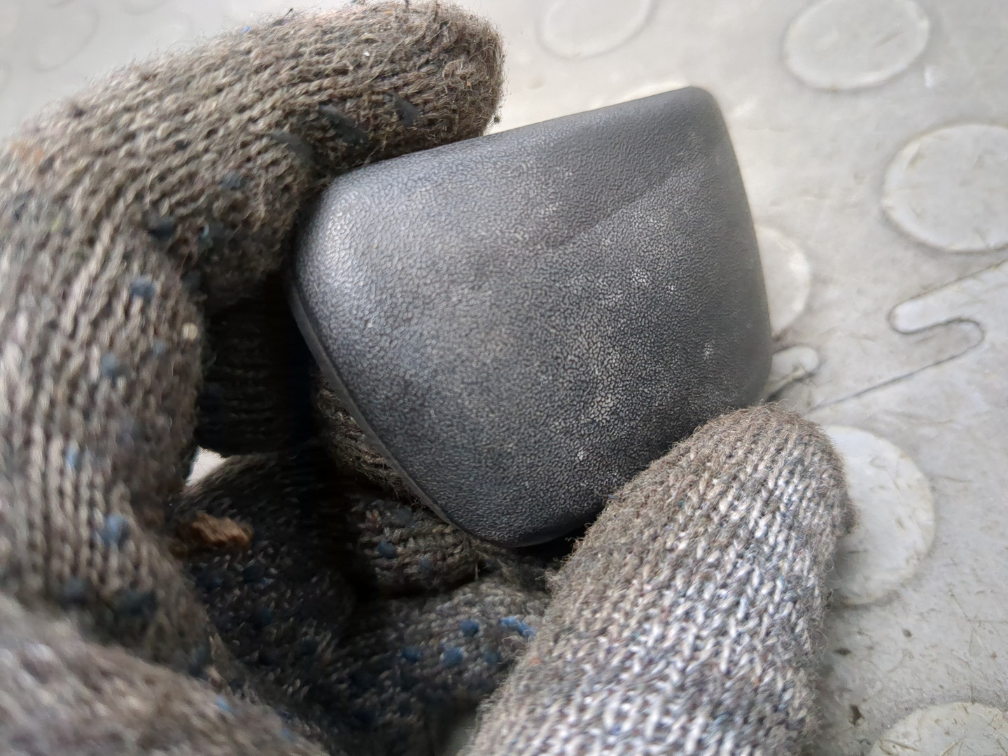 Ручка двери передней внутренняя левая