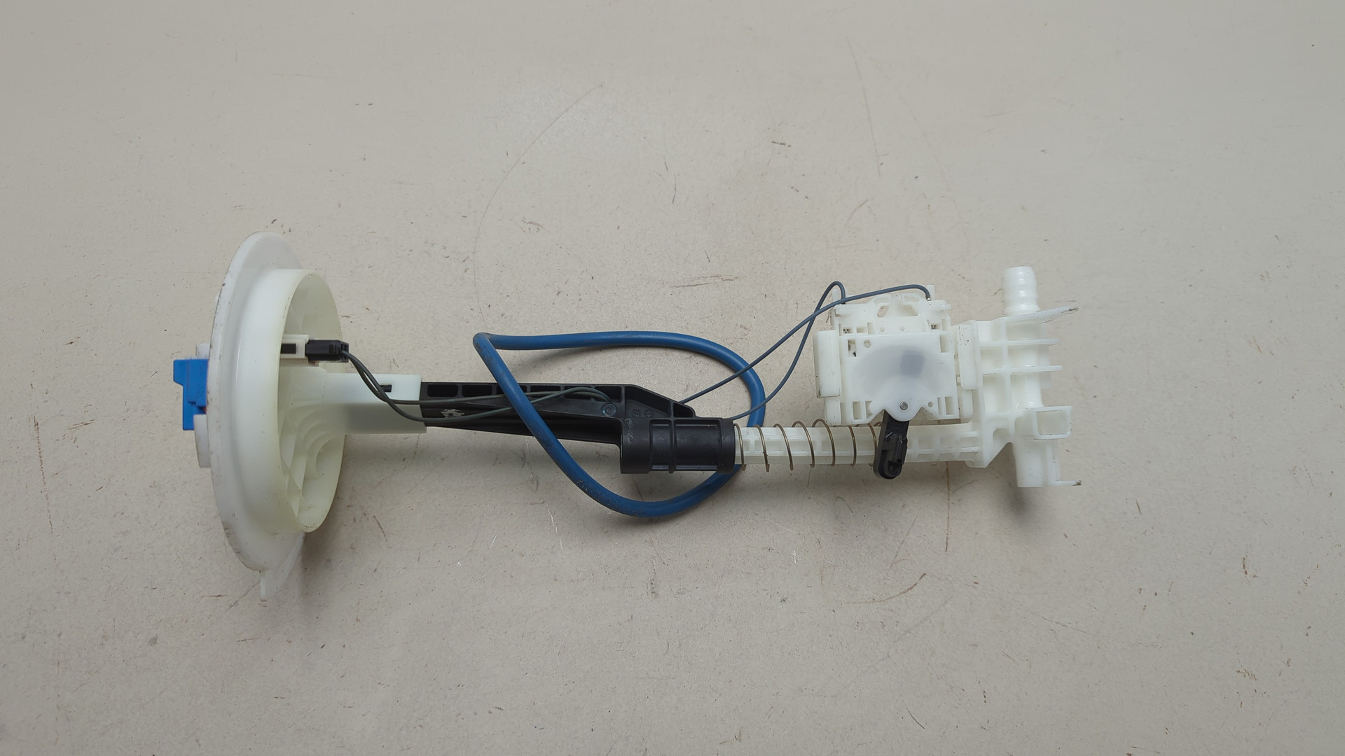 Датчик уровня топлива