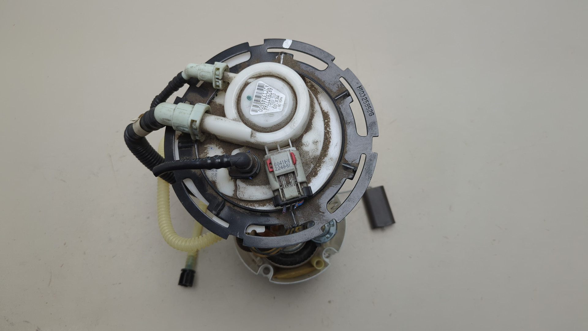 Насос топливный электрический