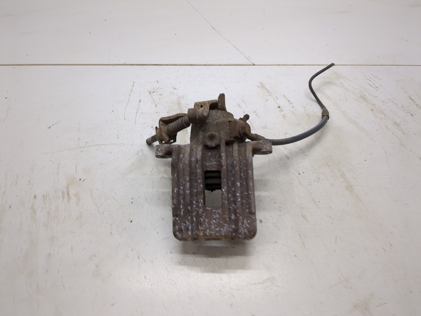 Суппорт задний правый