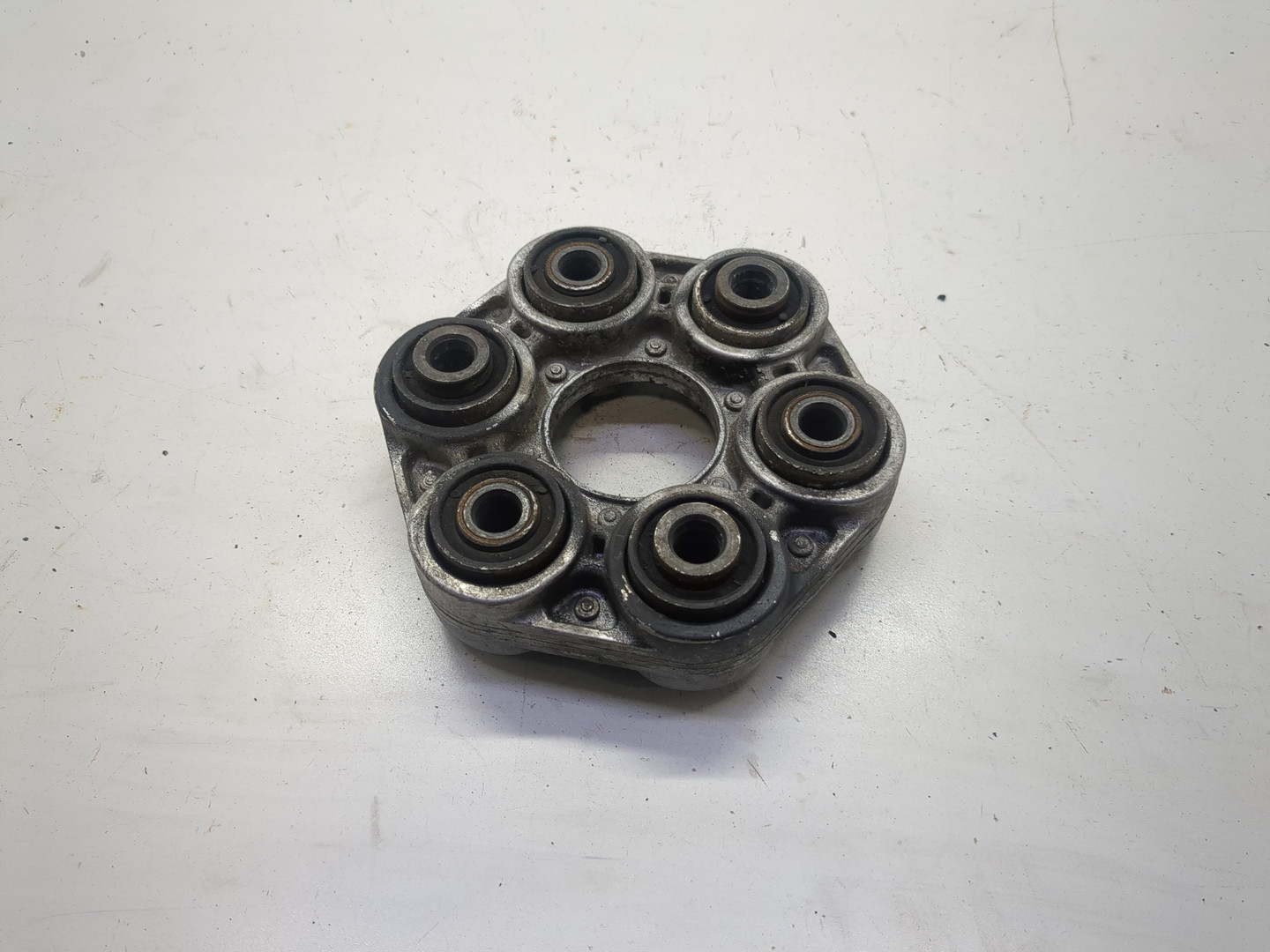 Муфта эластичная карданного вала