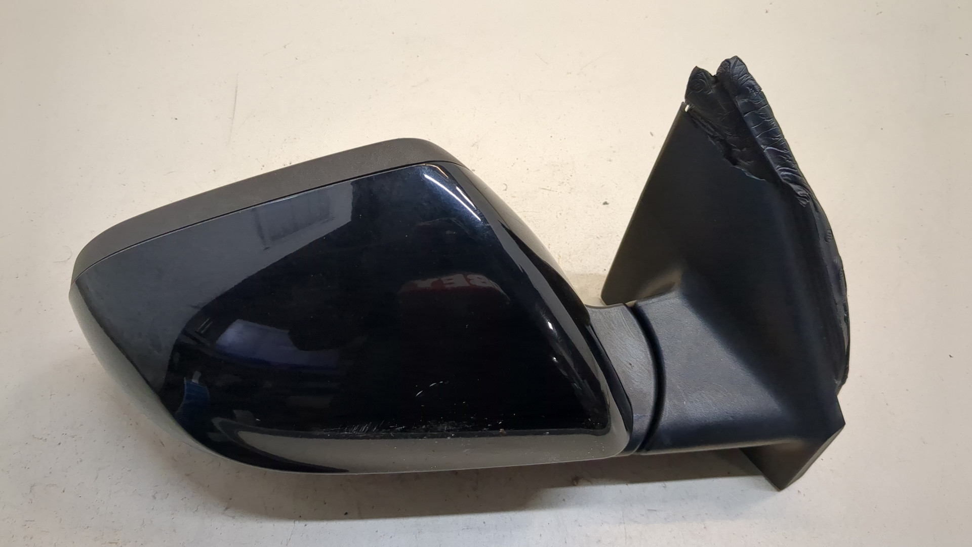 Зеркало правое электрическое