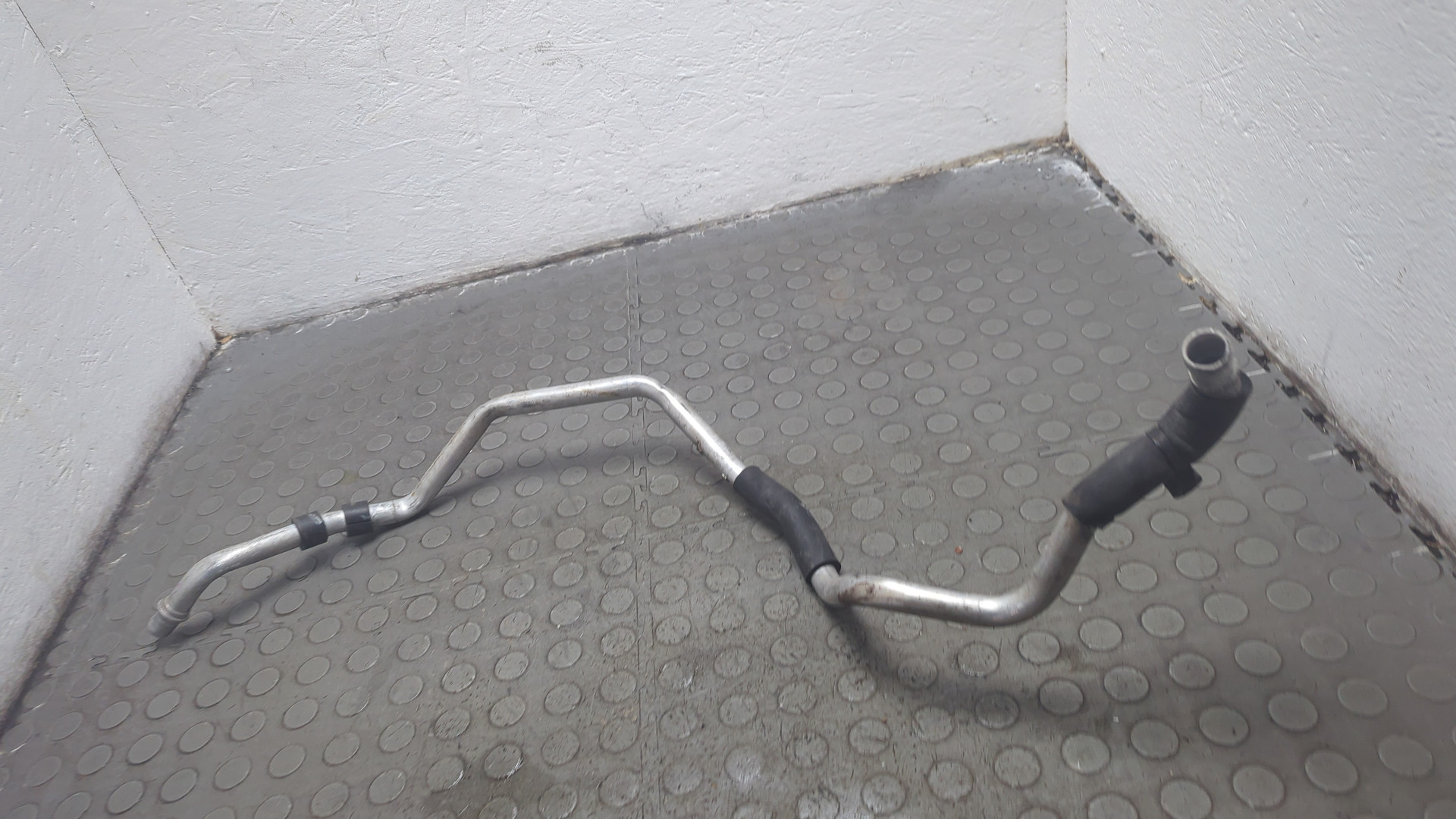 Трубка системы охлаждения