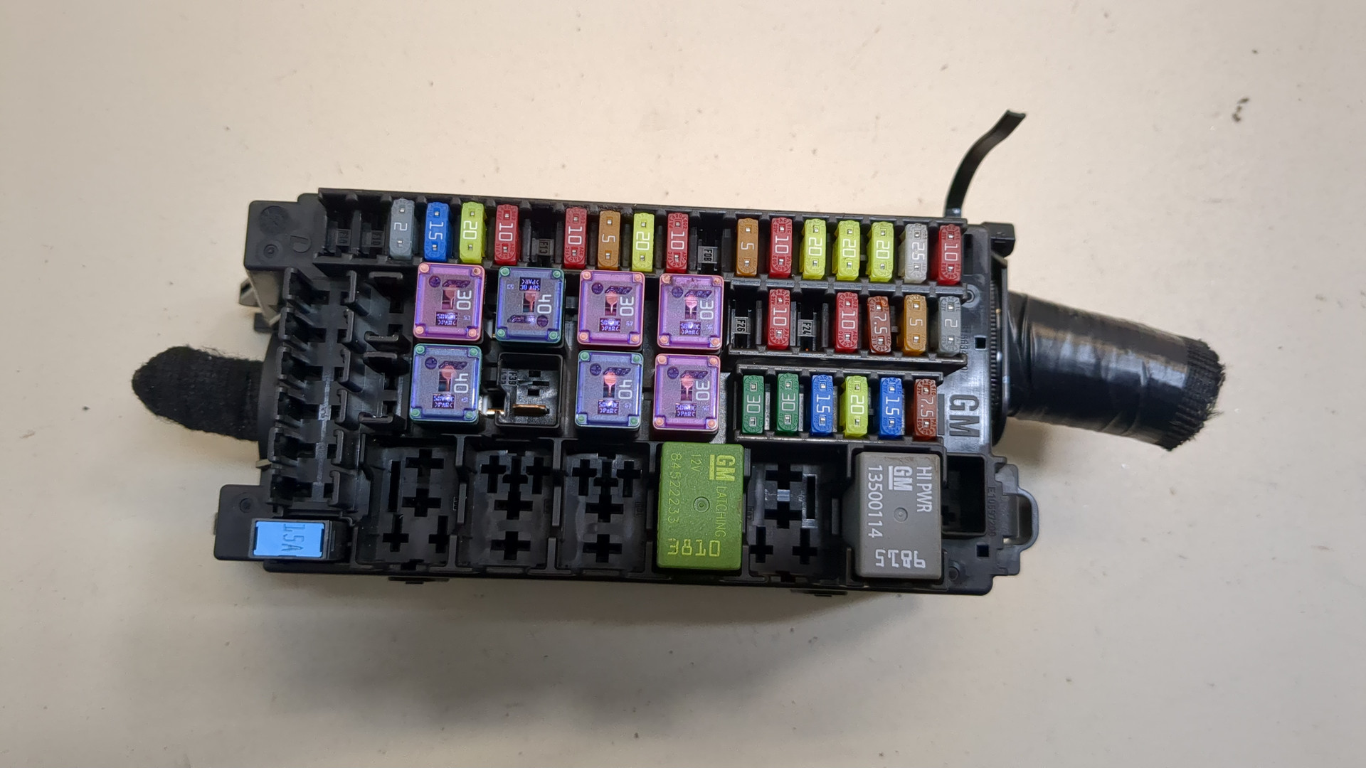 Блок предохранителей