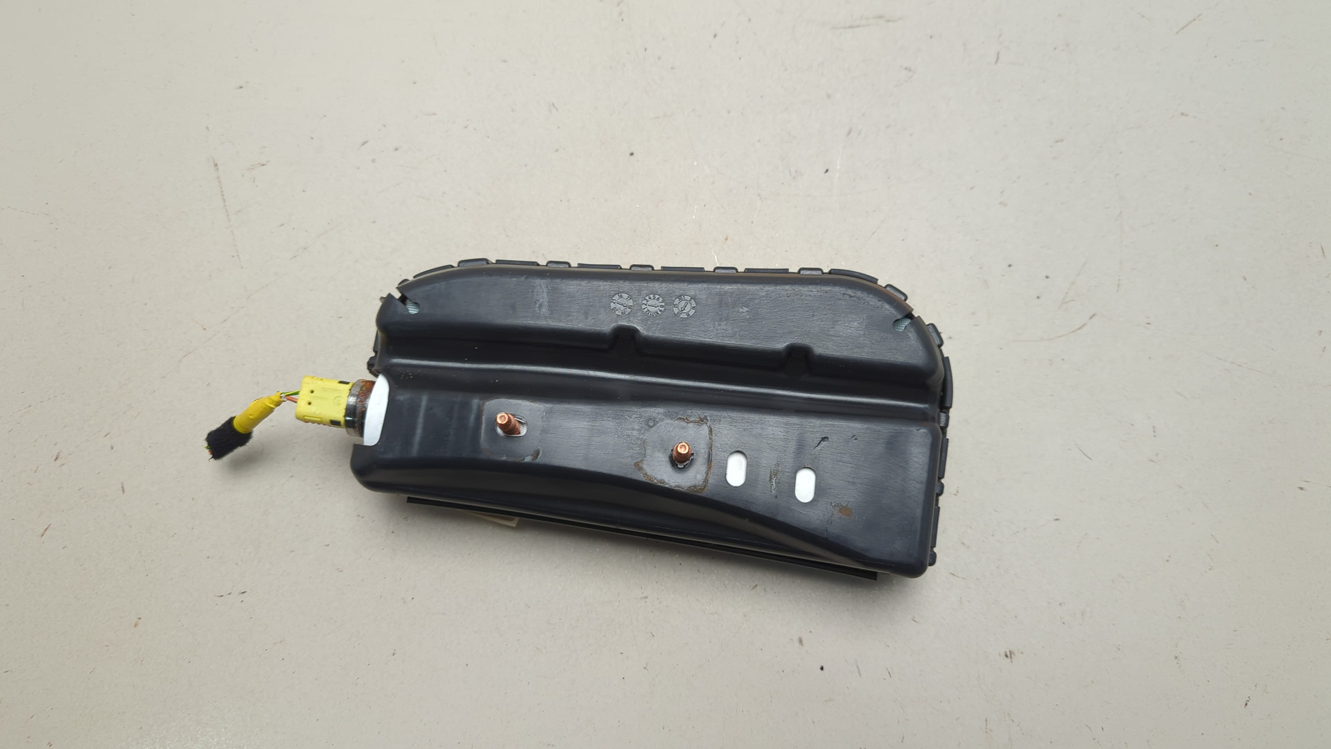 Подушка безопасности боковая (в сиденье)