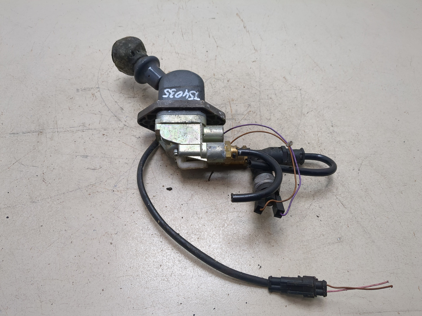 Кран ручного тормоза