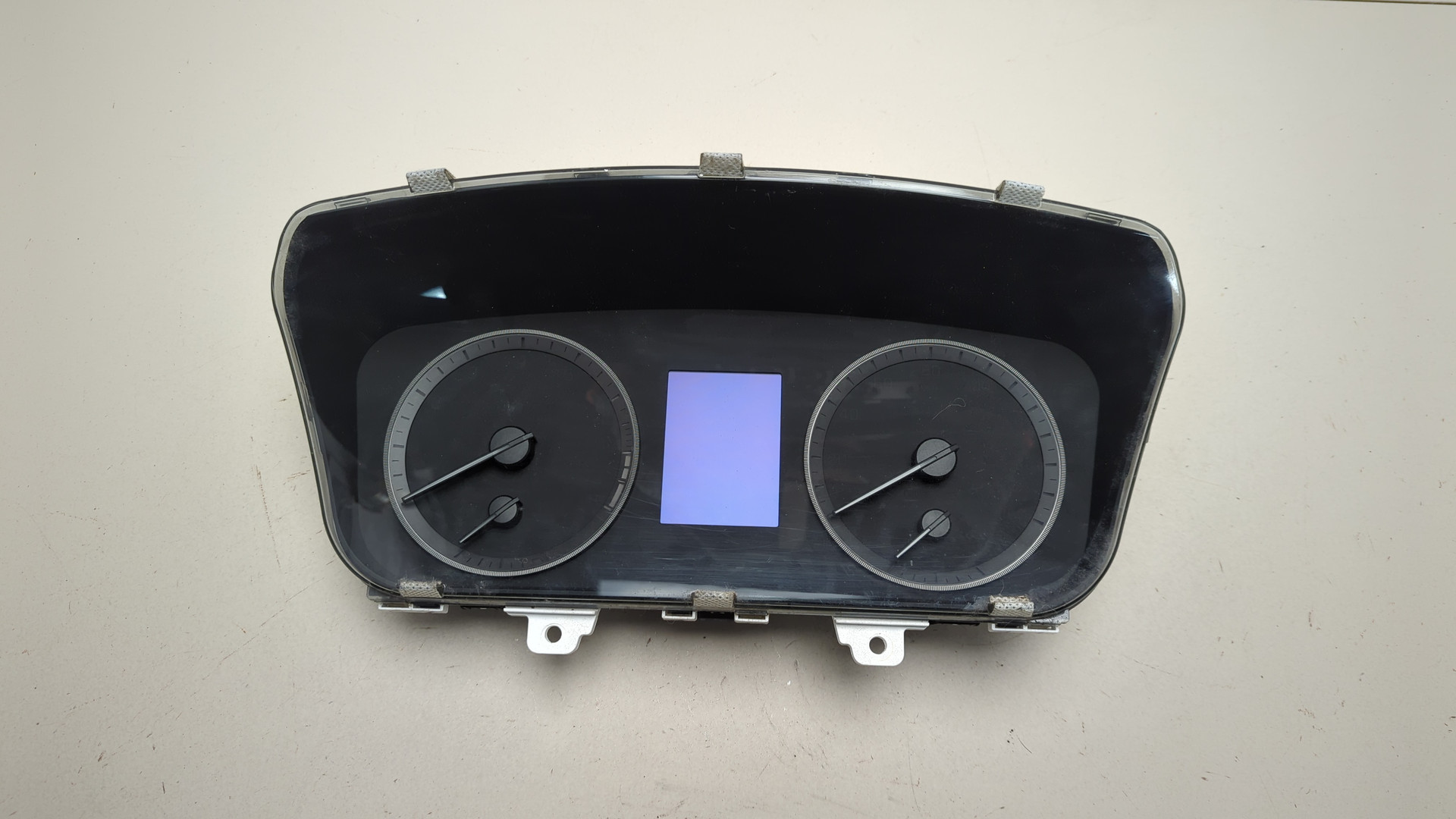 Панель приборов