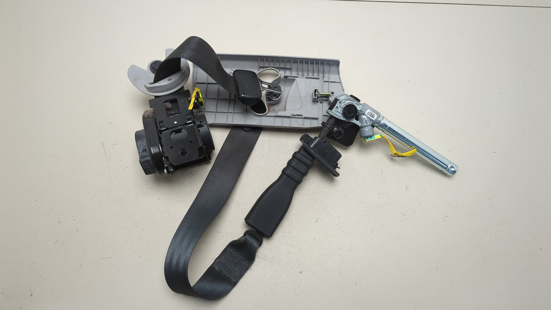 Ремень безопасности