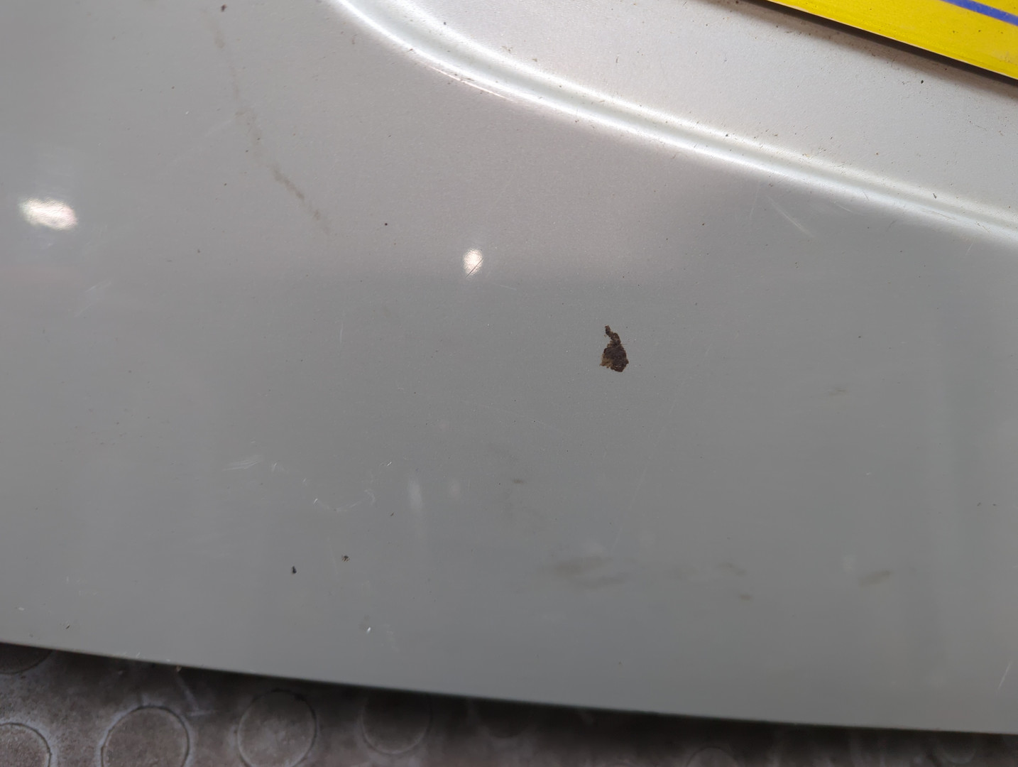 Дверь багажника