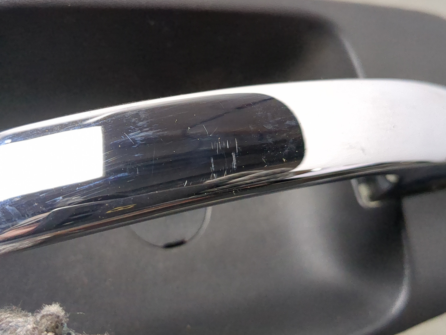 Ручка двери задней внутренняя левая