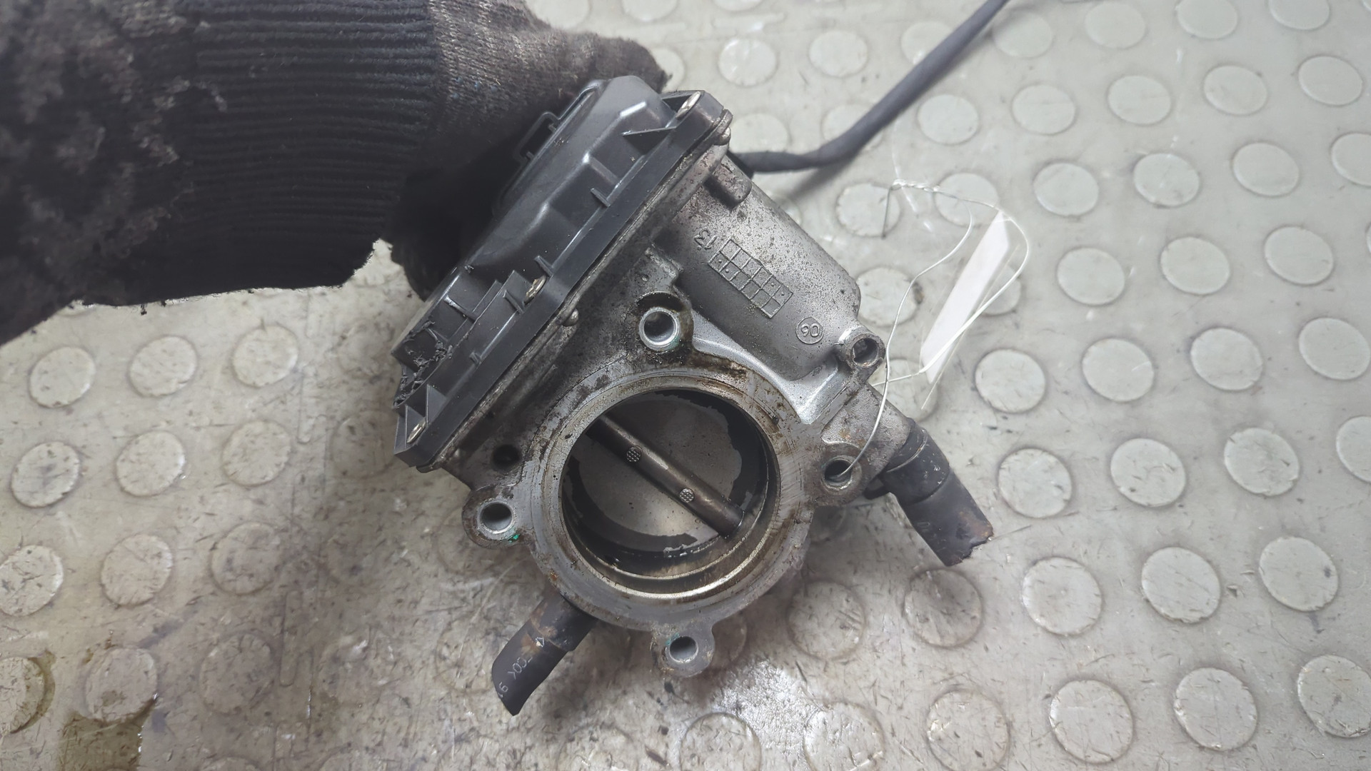 Заслонка дроссельная электрическая