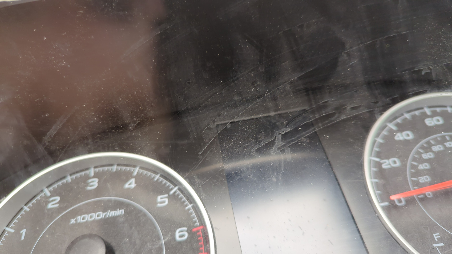 Панель приборов