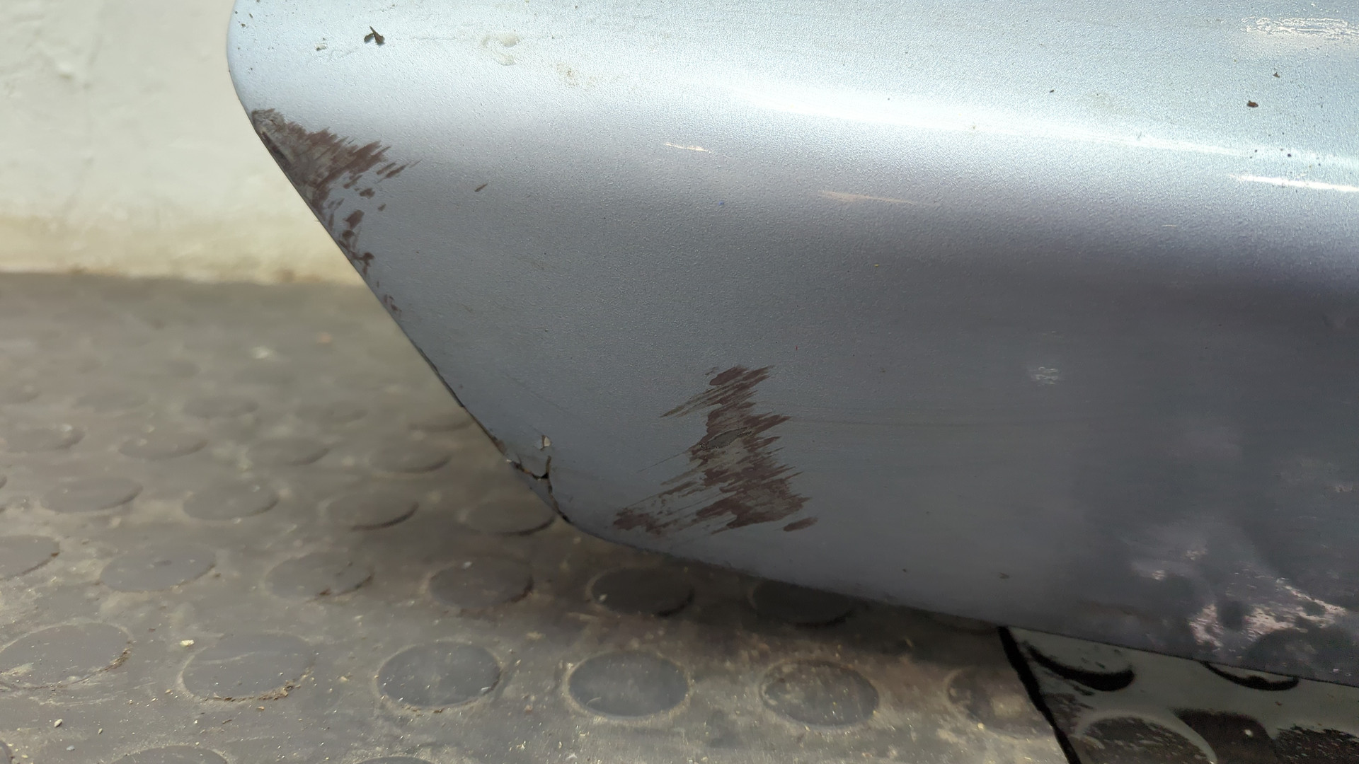 Дверь багажника