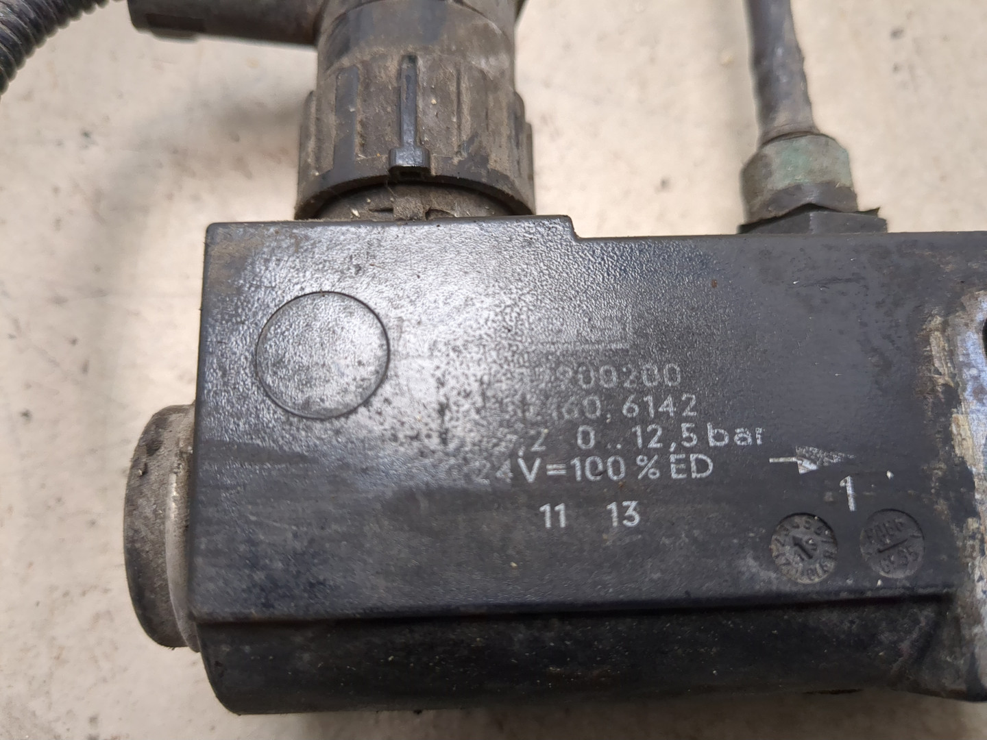 Клапан электромагнитный