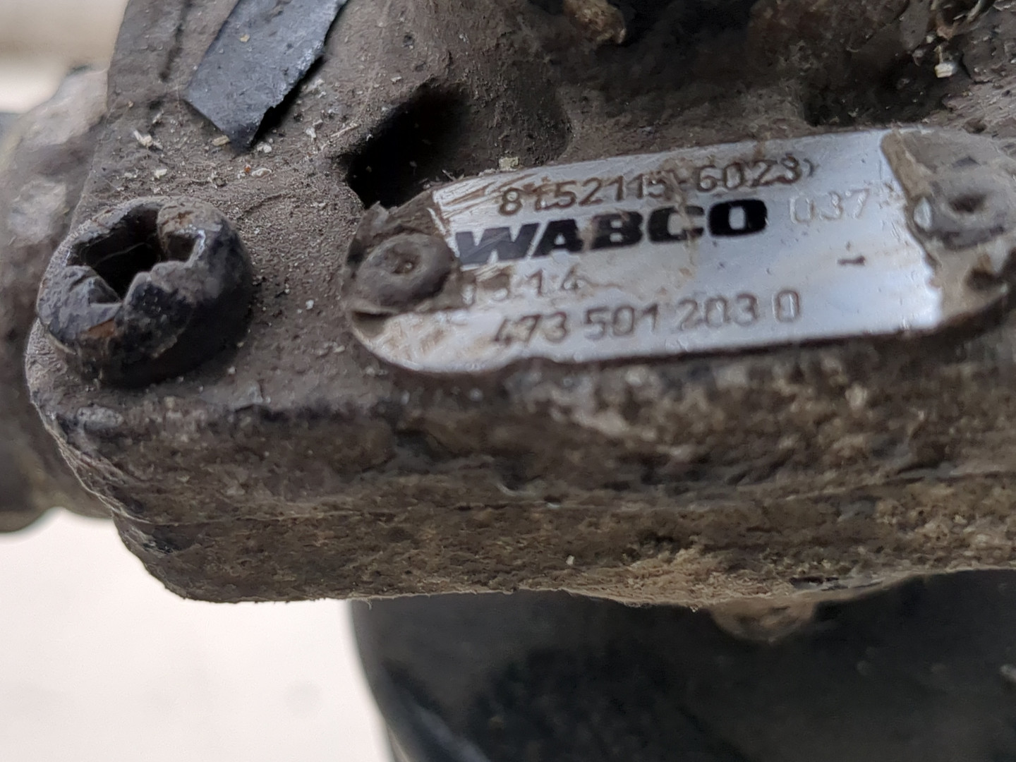 Кран уровня пола