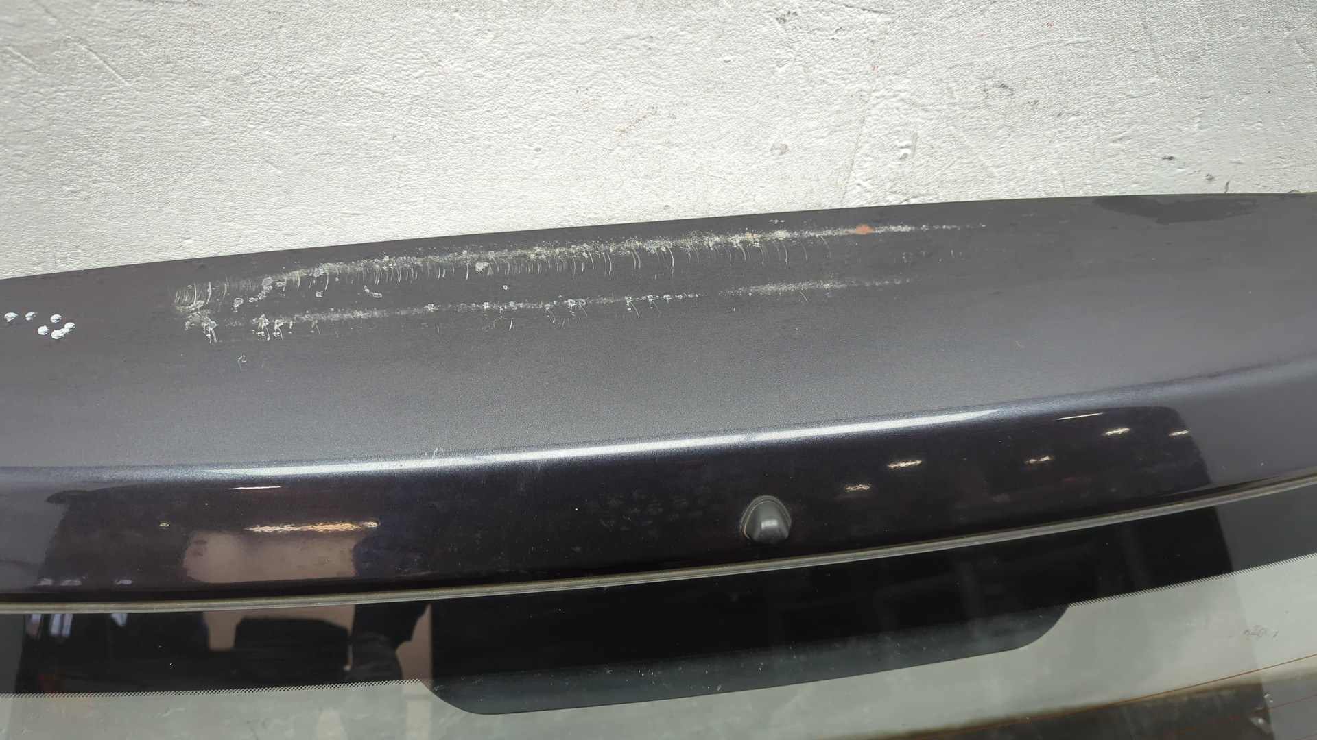 Дверь багажника