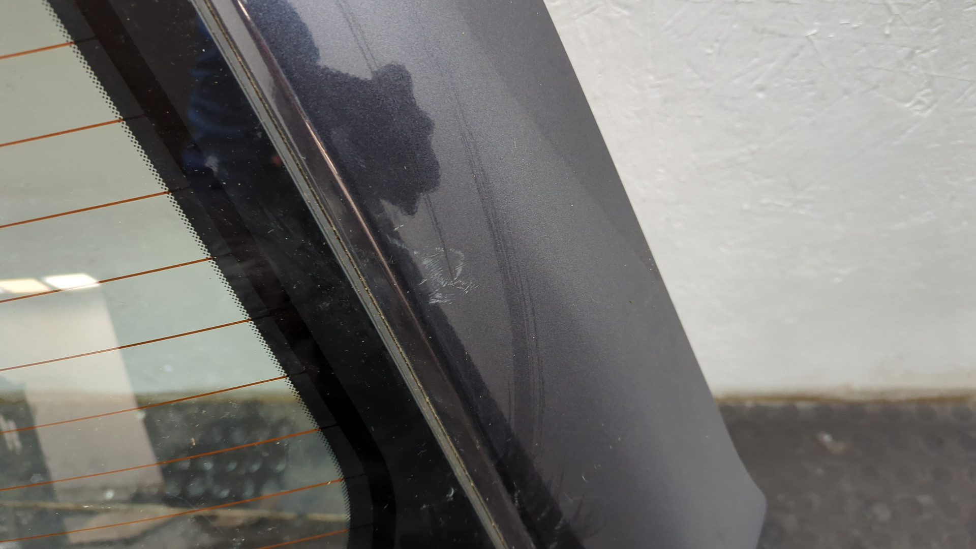 Дверь багажника