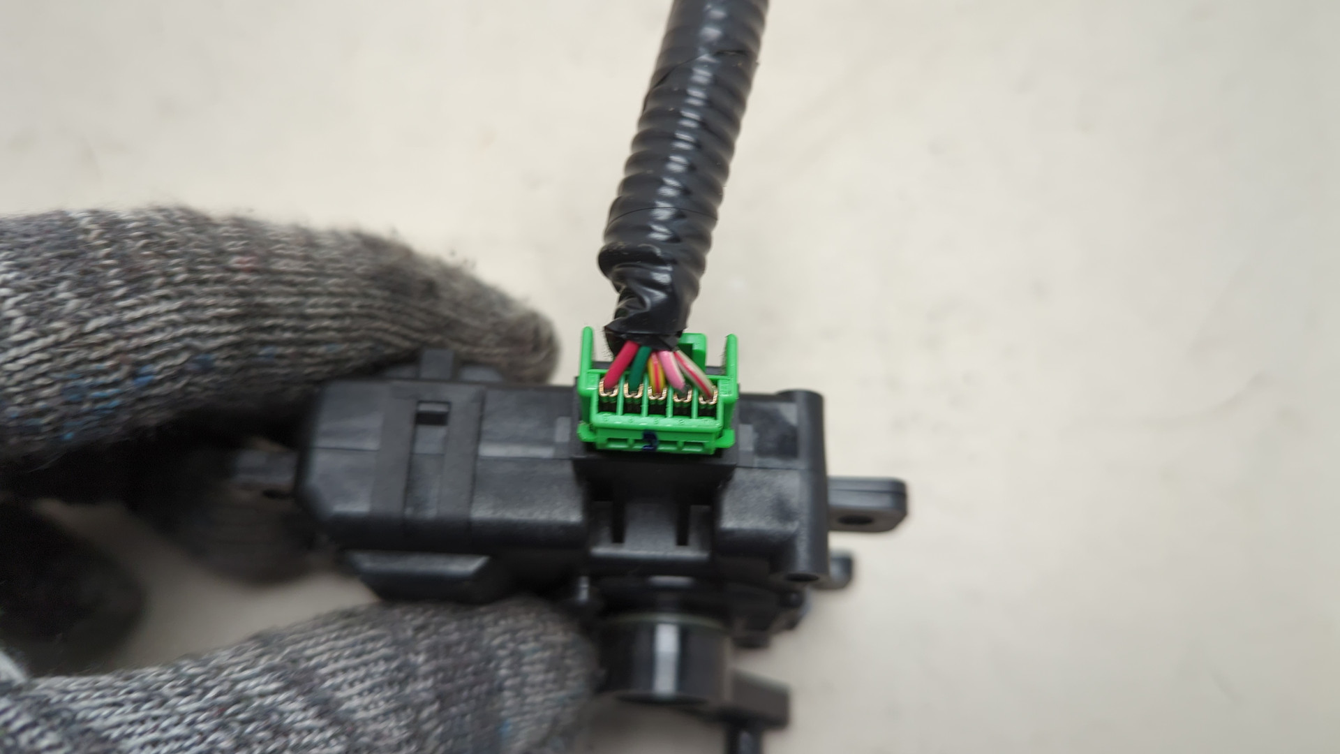 Моторчик заслонки печки