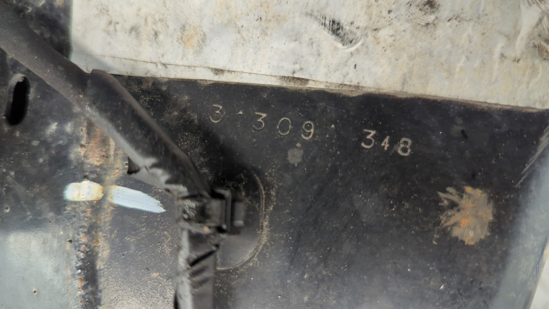 Балка задняя