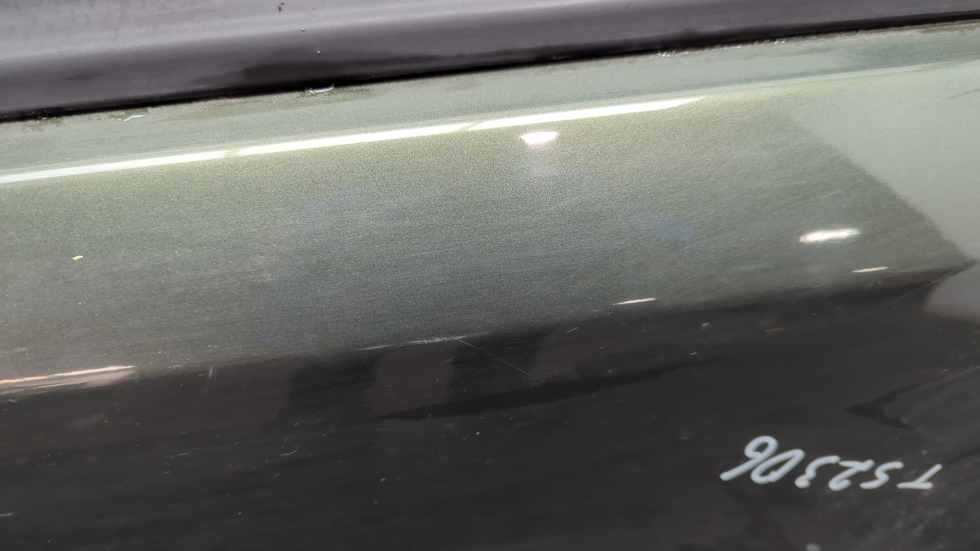 Дверь передняя левая