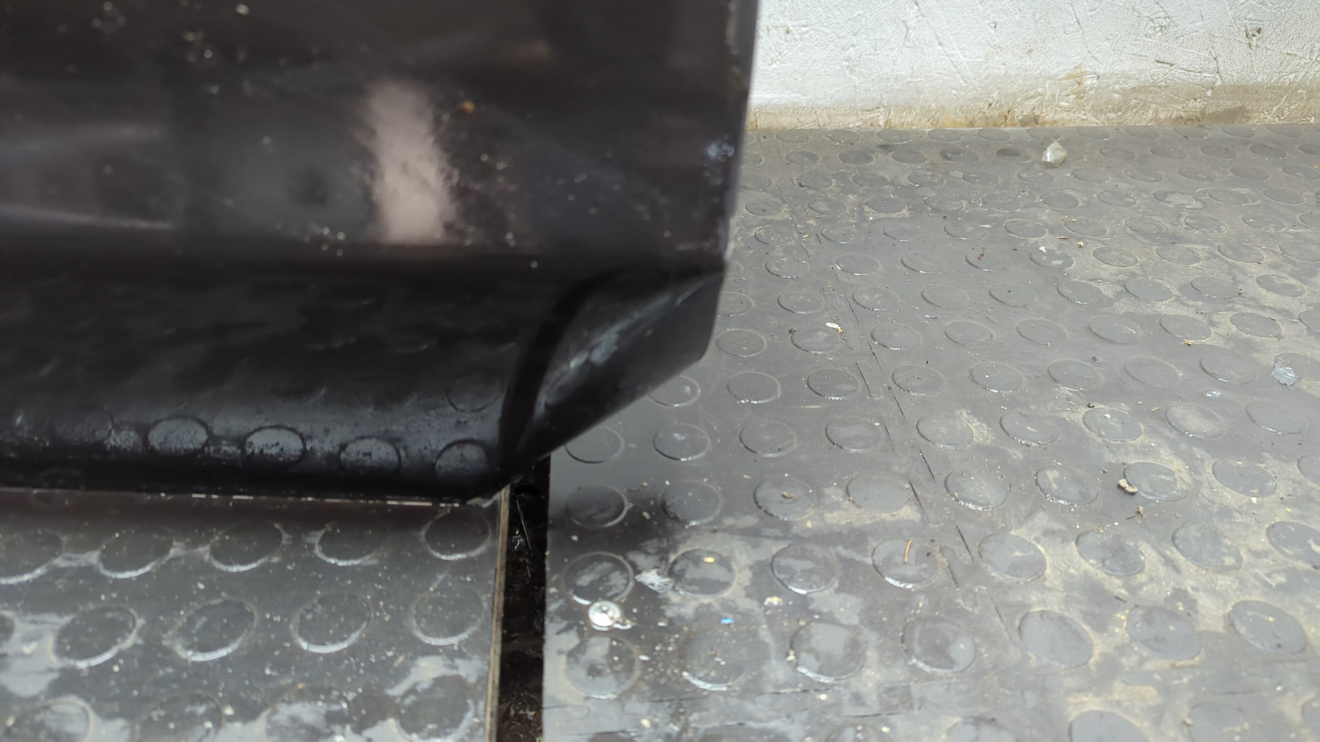 Дверь передняя левая