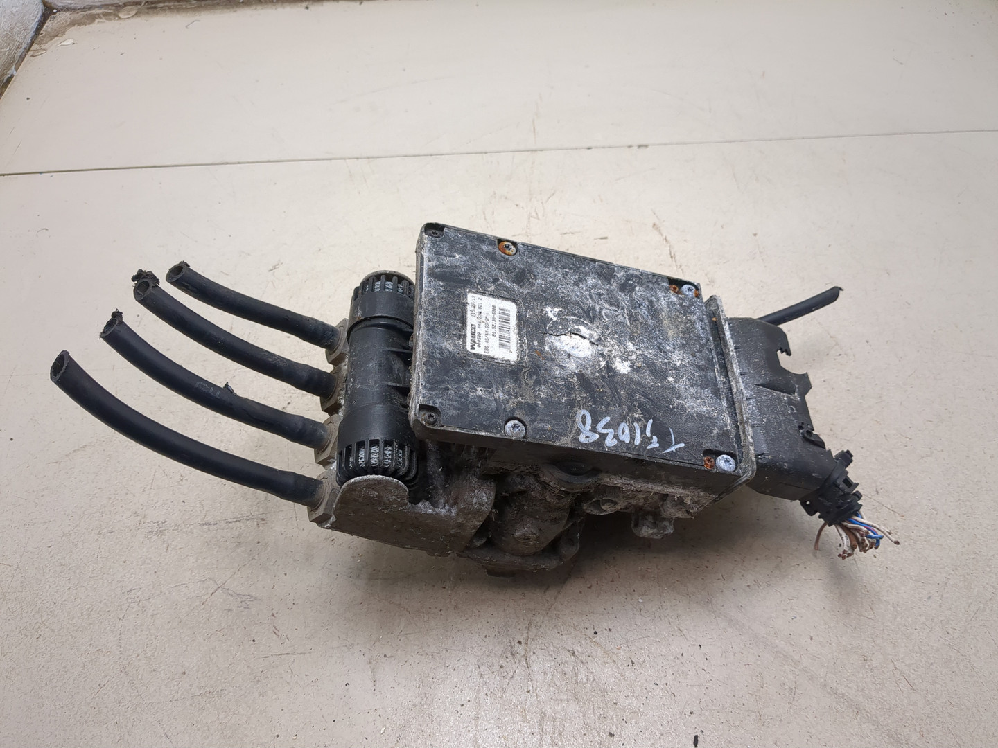 Кран тормозной главный